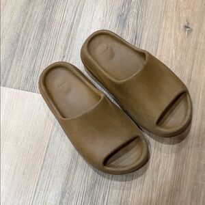 Yeezy Brown Slide Sandals